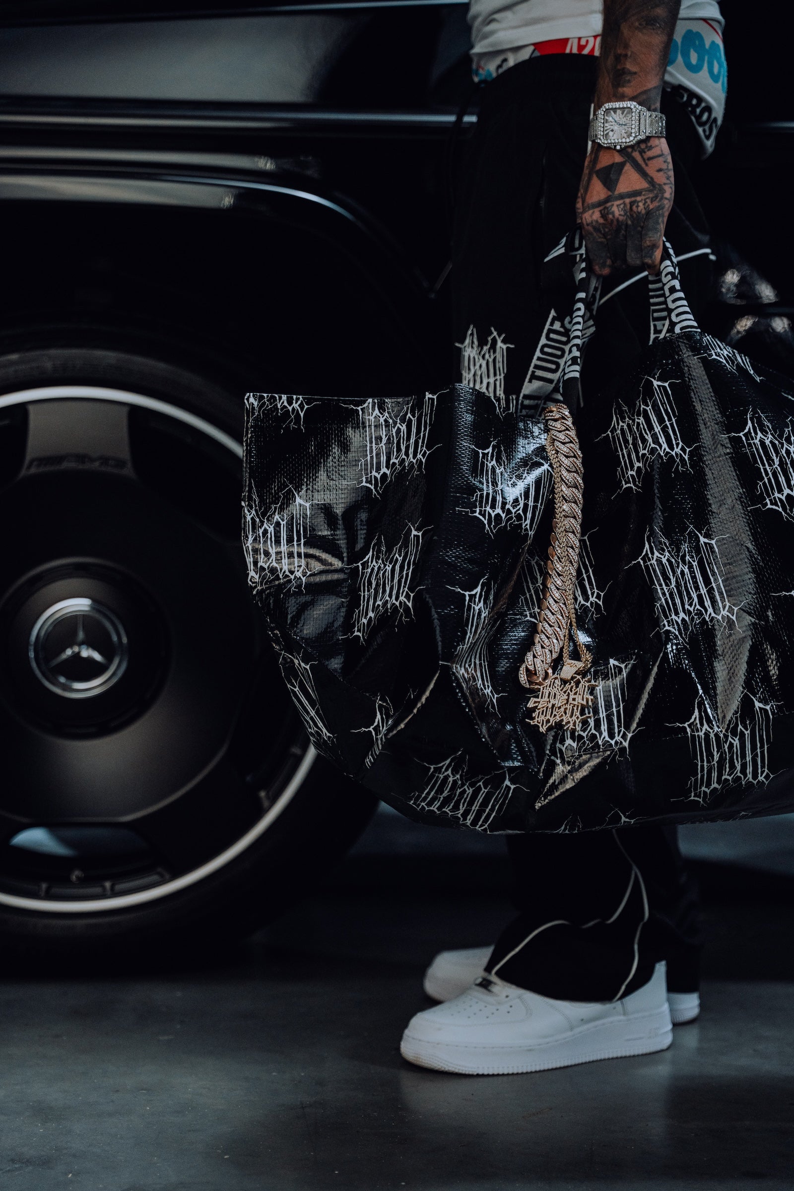 ICEDOUT SIGNATURE BAG