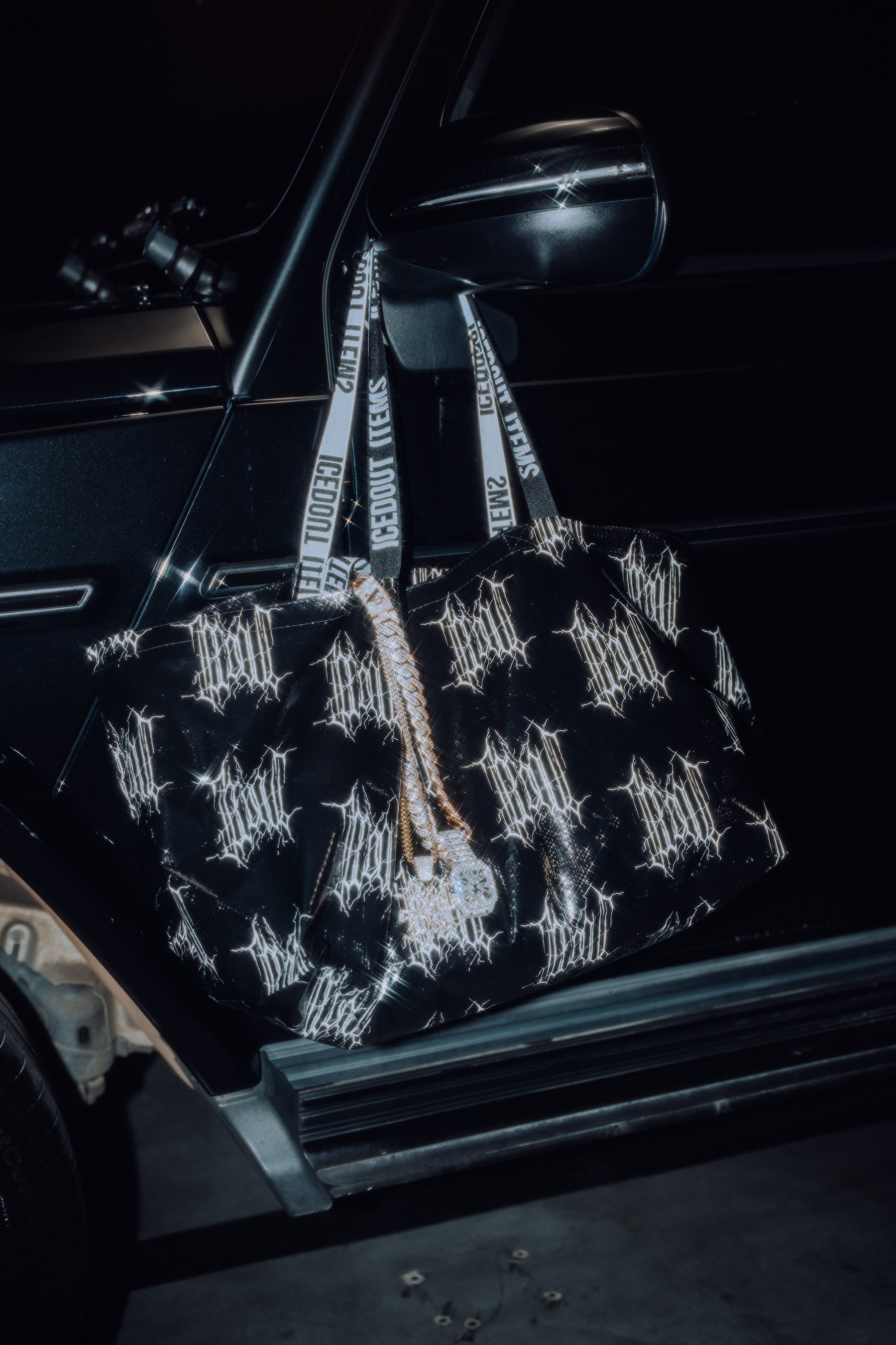 ICEDOUT SIGNATURE BAG