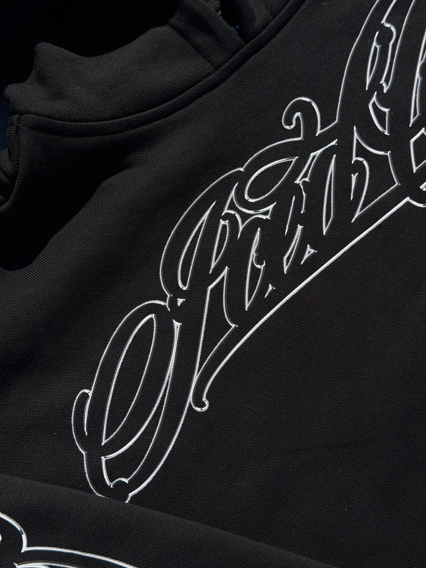 MIKINA „HANDWRITTEN OUTLINE“ HEAVY (BLACK)