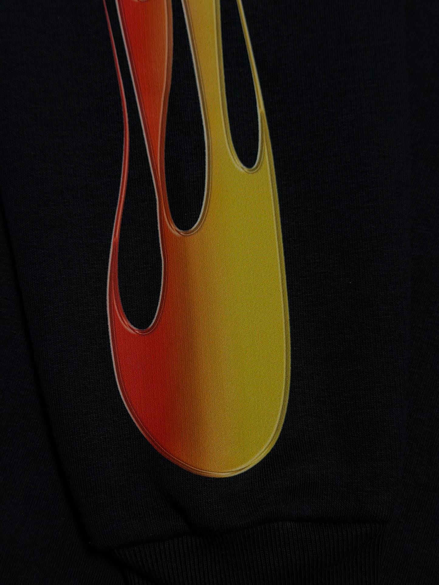 CREWNECK „HEATWAVE“ (BLACK)