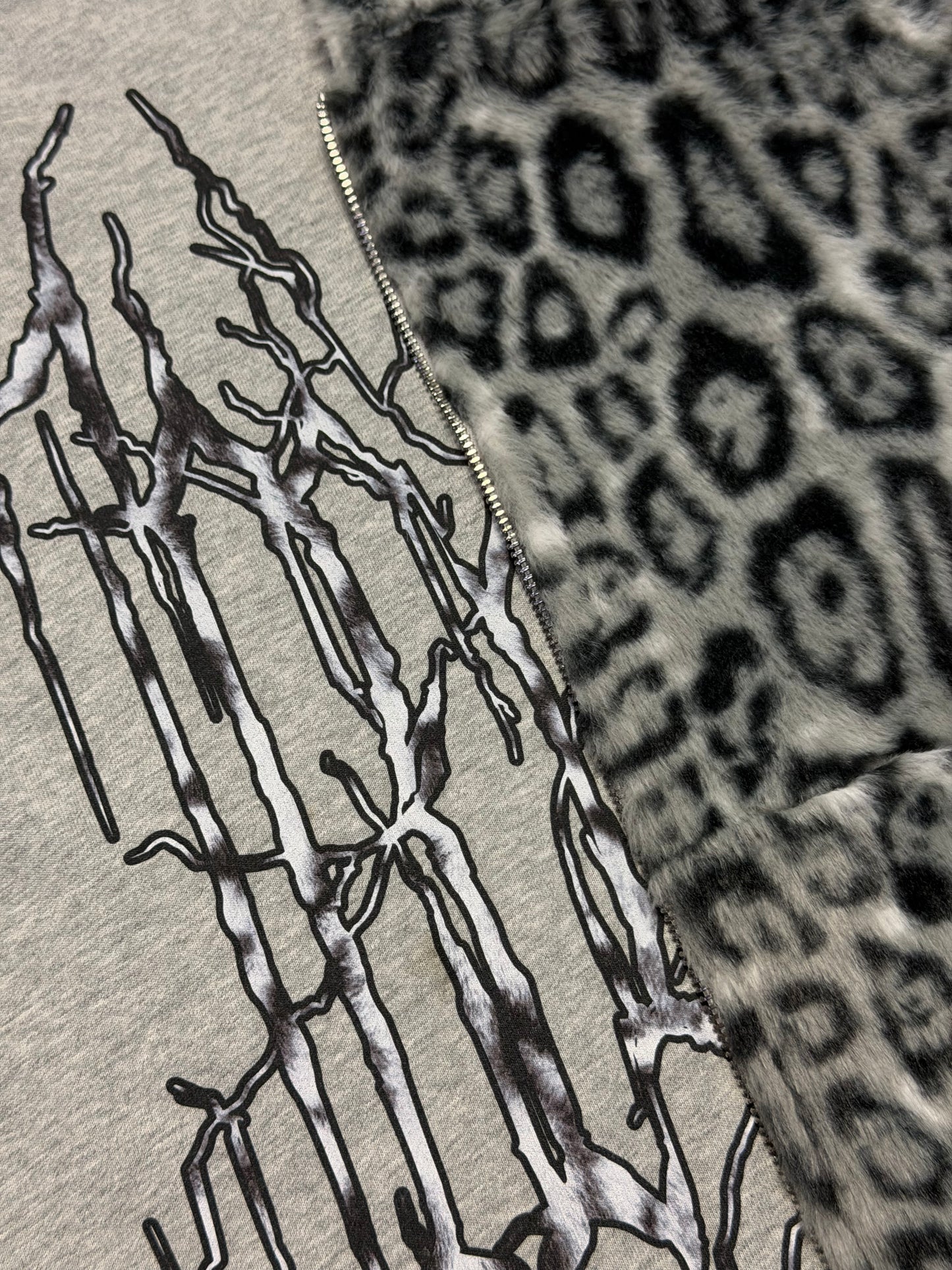 PREORDER (RESTOCK) ICEDOUT REVERSIBLE LEOPARD HOODIE