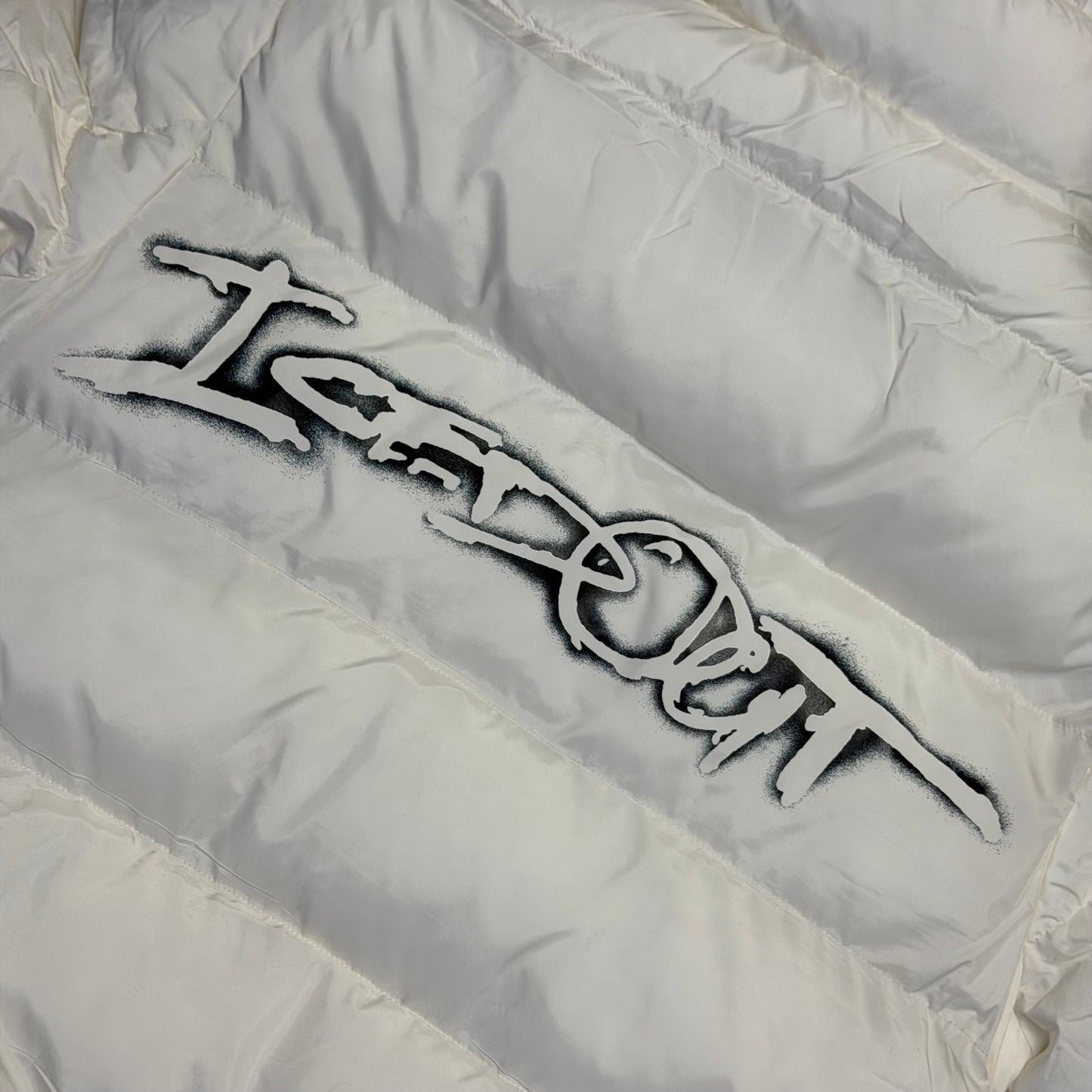 BUNDA „ICEDOUT WINTER 25“ (WHITE)